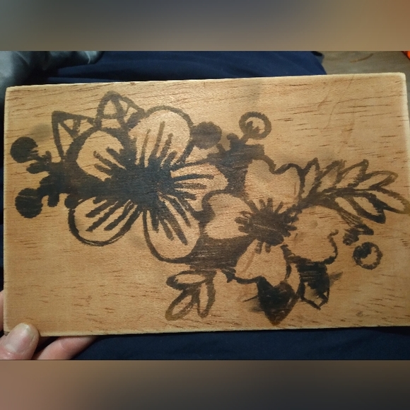 Meet your Posher, Jessica - Picture 2 of 2